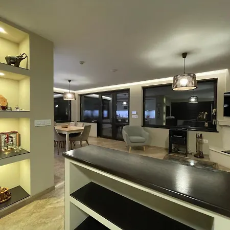 Premium In Private Nisim *