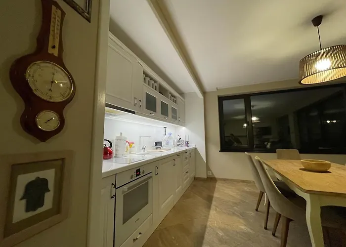 Premium In Private Nisim Апартамент