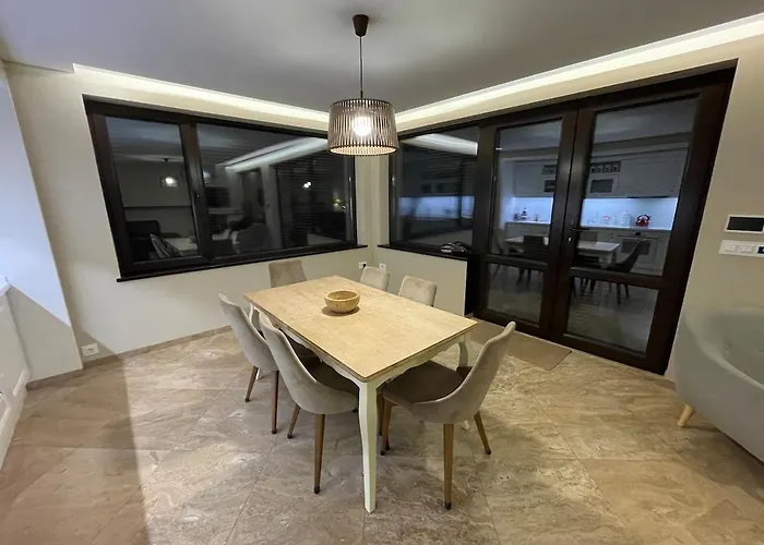 Апартамент Premium In Private Nisim Батак