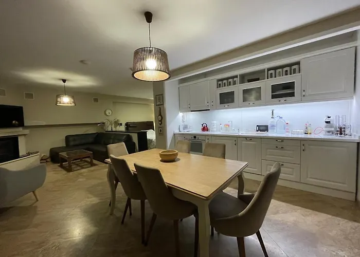 Premium In Private Nisim